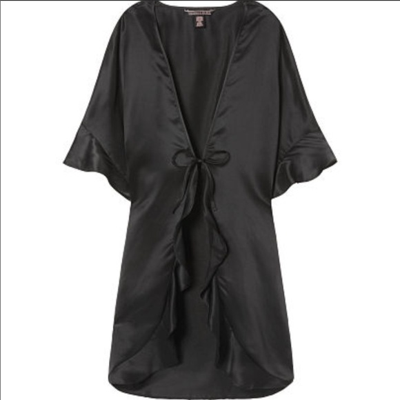 NWT 🎁 Victorias Secret Black Kimono Satin Robe - Picture 1 of 7